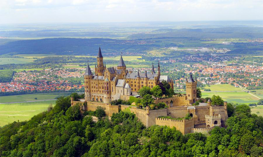 замок Гогенцоллерн, ТОП 9 найкращих місць Німеччини